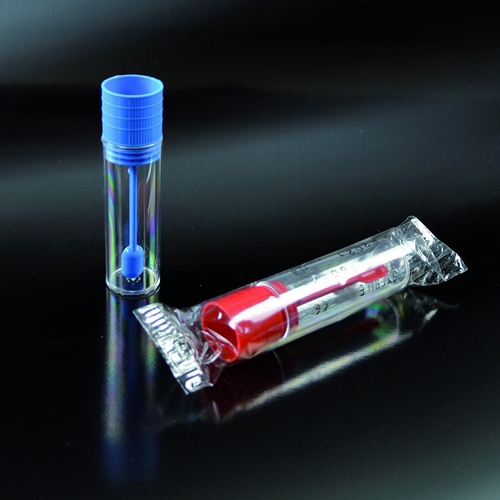 AR KAROTĪTI UN UZSPIEŽAMU VĀCI