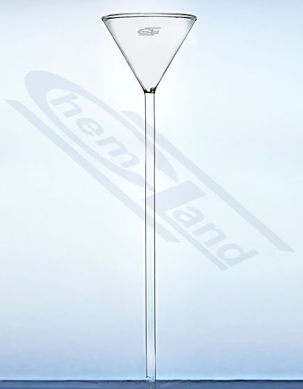 PILTUVE AR GARU KĀTU,