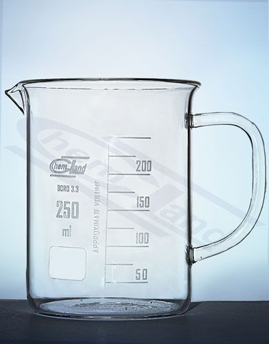 mērglāze zemas formas ar rokturi 00400ml borosilikāta stikls